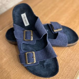 Brand New Steven Madden men’s sandle